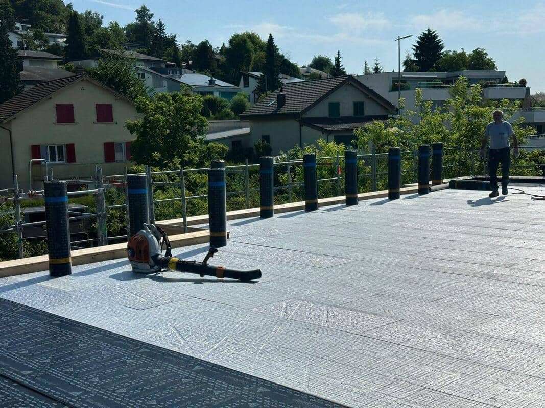 Sanierung Flachdach 3 MFH Widen. Flachdach in Widen, Bild 8